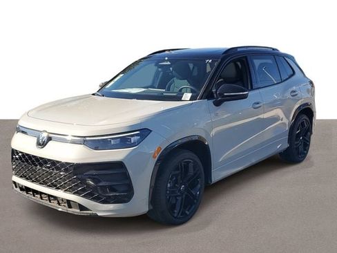 New 2026 Volkswagen Tiguan SE R-Line image 2