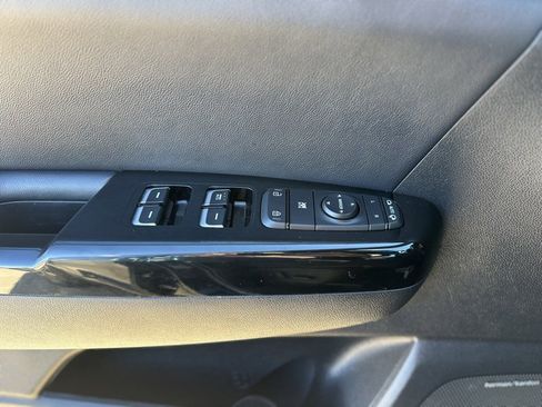 Used 2021 Kia Sportage SX image 31