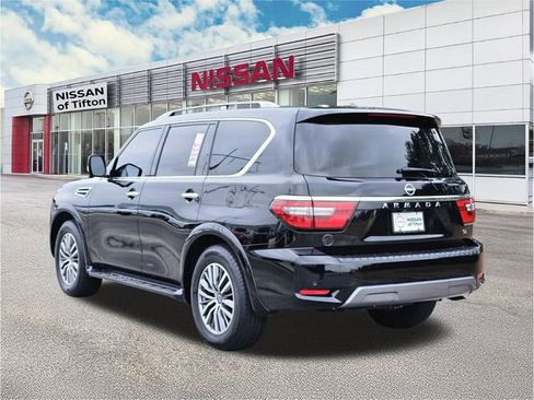 Certified 2023 Nissan Armada SL w/ Captain's Chairs Package image 6