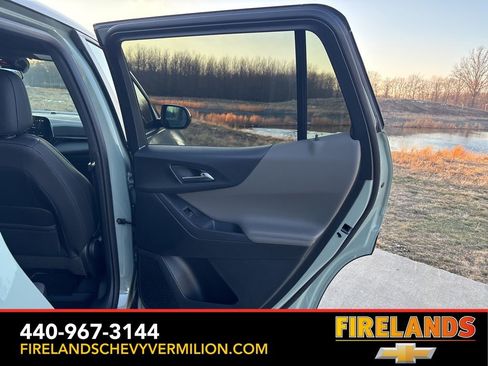 New 2026 Chevrolet Equinox LT w/ Convenience Package II image 35