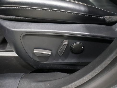 Used 2024 Ford Escape Platinum AWD/4WD image 10