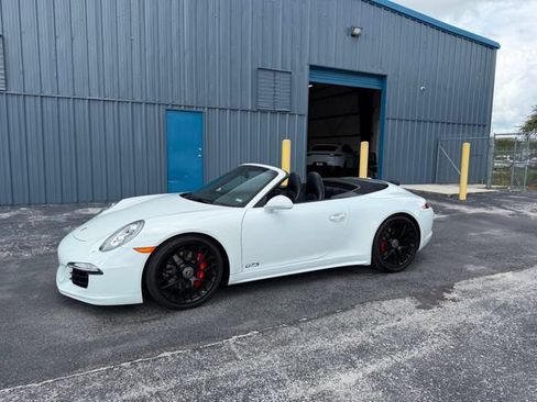 Used 2015 Porsche 911 Carrera GTS RWD image 2