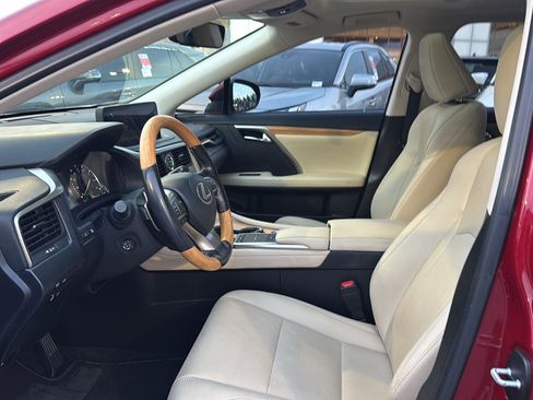 Used 2022 Lexus RX 350L FWD w/ Premium Package image 8
