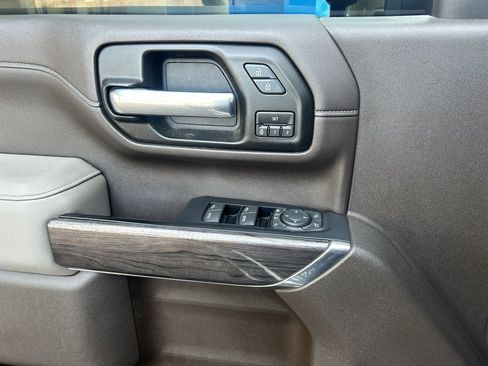 Used 2020 Chevrolet Silverado 2500 LTZ image 22