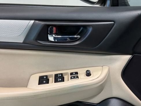 Used 2016 Subaru Legacy 2.5i Premium image 11