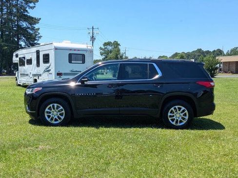 Used 2020 Chevrolet Traverse LT FWD image 6