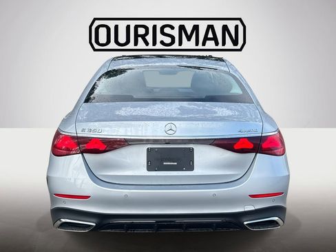 Used 2024 Mercedes-Benz E 350 4MATIC Sedan image 5
