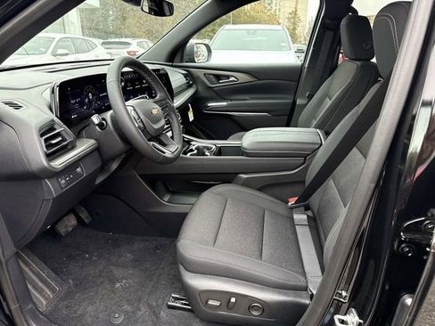 New 2026 Chevrolet Traverse LT image 9