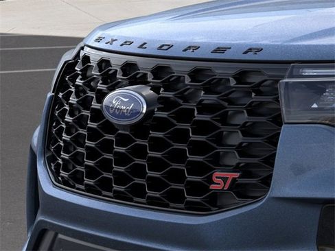 New 2026 Ford Explorer ST w/ Sun And Sound Package image 17
