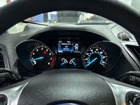 Used 2016 Ford Escape SE w/ Equipment Group 201A AWD/4WD image 30