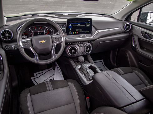 Used 2024 Chevrolet Blazer LT w/ Convenience Package image 27