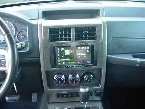 Used 2012 Jeep Liberty Limited Jet w/ Comfort/Convenience Group AWD/4WD image 8