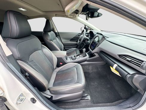 Used 2024 Subaru Crosstrek 2.5i Limited AWD/4WD image 34