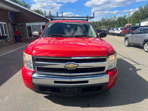 Used 2010 Chevrolet Silverado 1500 LT w/ Power Pack Plus AWD/4WD image 2