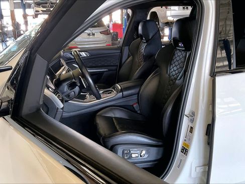 Used 2022 BMW X5 M w/ Executive Package image 7