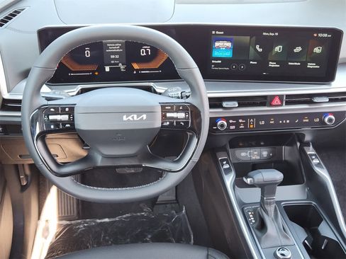 New 2026 Kia Sorento S w/ S Panoramic Sunroof Package image 25