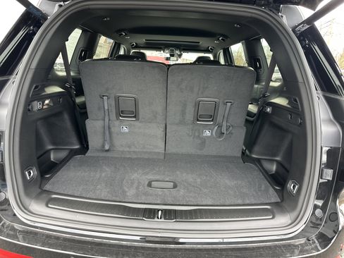 New 2025 Jeep Grand Cherokee L Altitude image 14