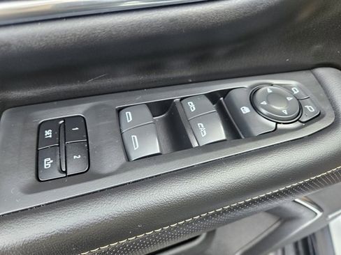 Certified 2023 GMC Yukon XL SLT image 23