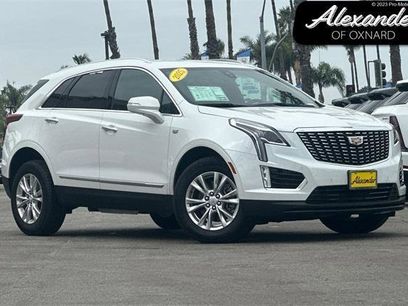 New 2025 Cadillac XT5 Luxury