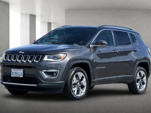 Used 2019 Jeep Compass Limited w/ Advanced Safety Group AWD/4WD image 8