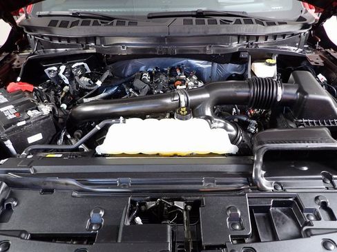 Used 2024 Ford F150 Platinum image 11