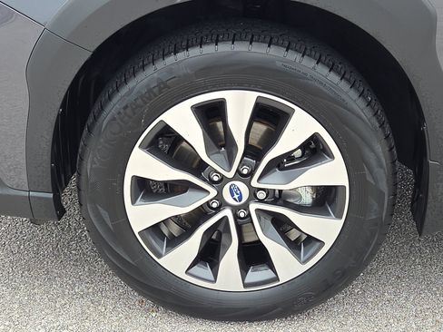 Used 2024 Subaru Outback Touring XT AWD/4WD image 7