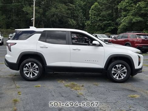 Used 2025 Chevrolet Equinox LT FWD image 6