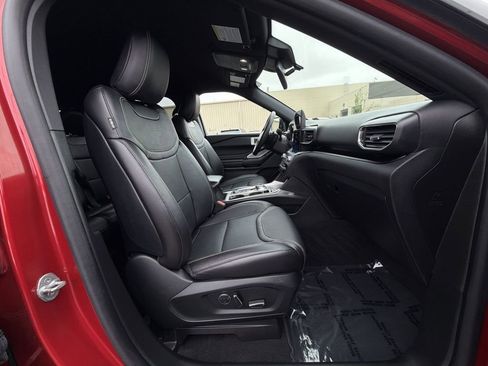 Used 2020 Ford Explorer ST w/ ST Street Pack AWD/4WD image 27