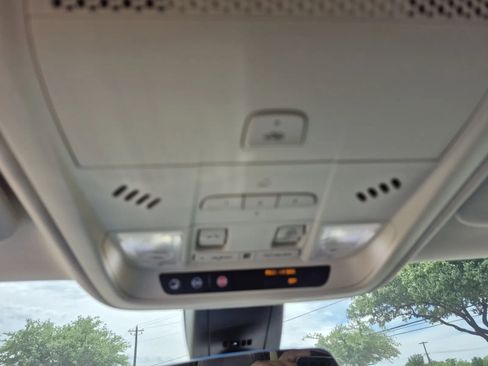 Used 2017 Cadillac XT5 Luxury w/ Driver Awareness Package FWD image 35