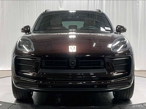 New 2026 Porsche Macan image 10