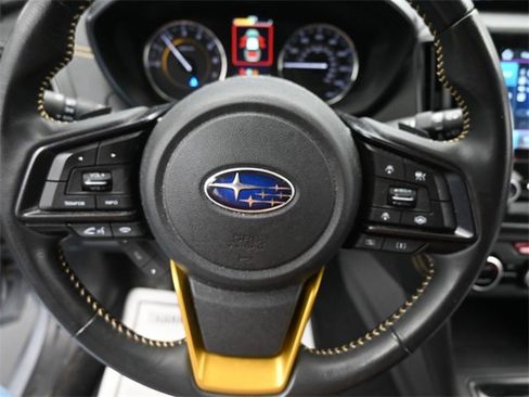 Used 2022 Subaru Crosstrek 2.5i Sport w/ Moonroof Package image 18