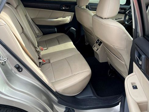 Used 2018 Subaru Outback 2.5i Limited image 20