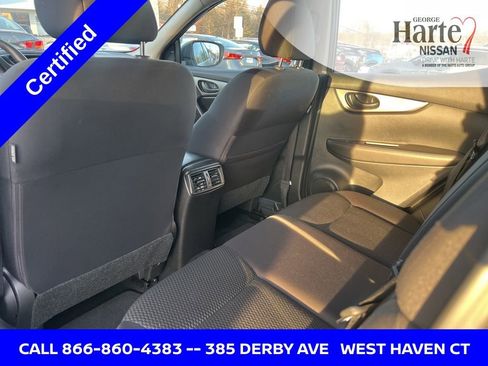 Certified 2022 Nissan Rogue Sport S image 32