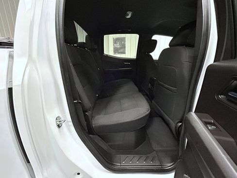 Used 2023 Chevrolet Colorado LT AWD/4WD image 18