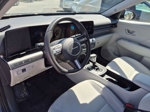 Certified 2025 Hyundai Kona SEL AWD/4WD image 16