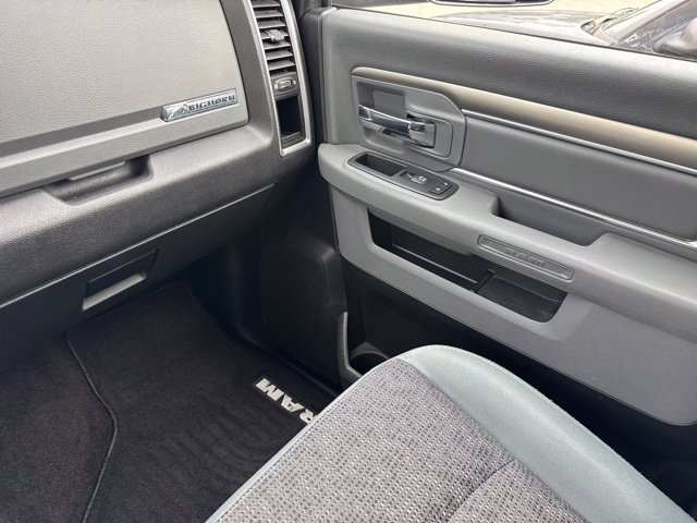Used 2018 RAM 1500 Big Horn AWD/4WD image 40