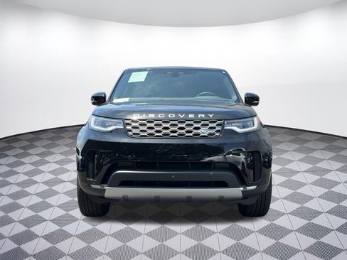 Certified 2025 Land Rover Discovery S AWD/4WD image 6