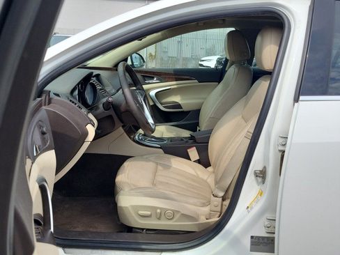 Used 2013 Buick Regal Premium FWD image 14