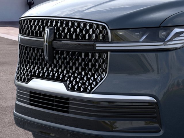 New 2026 Lincoln Navigator Reserve AWD/4WD image 17
