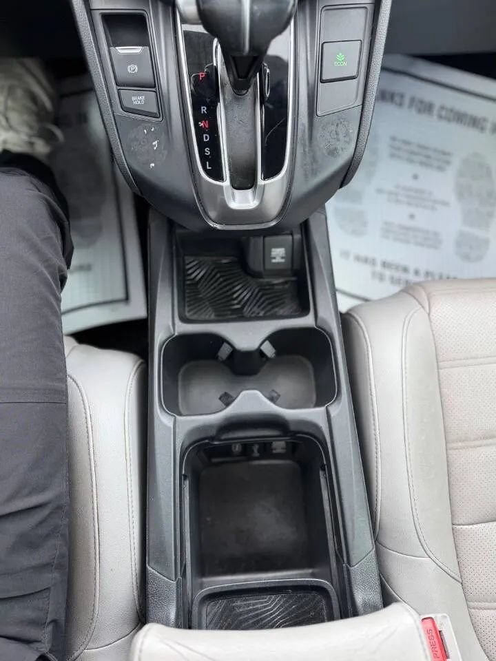 Used 2017 Honda CR-V Touring image 16