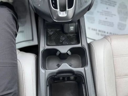 Used 2017 Honda CR-V Touring image 16