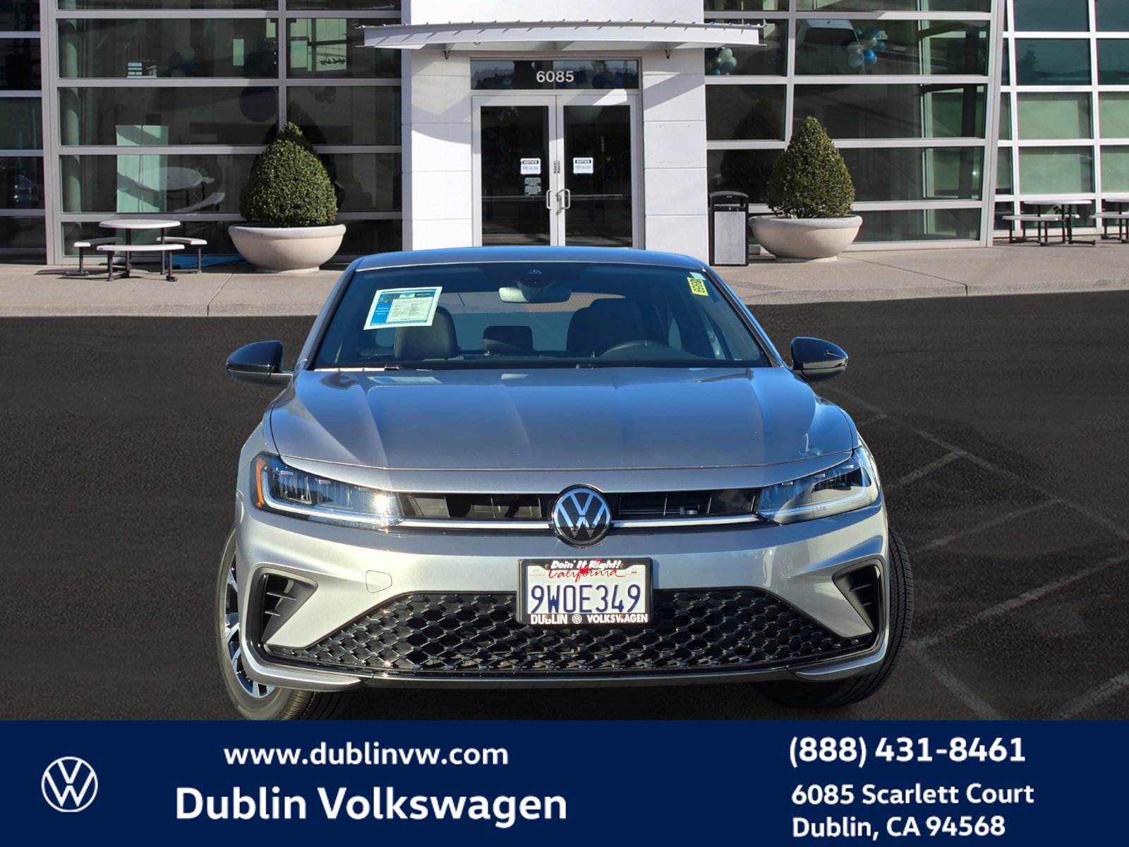 Certified 2025 Volkswagen Jetta Sport FWD image 2