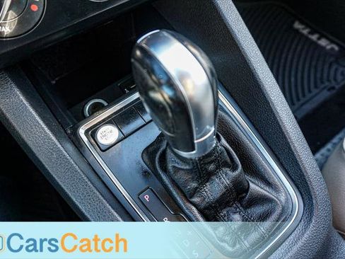 Used 2018 Volkswagen Jetta SE image 31