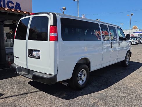 Used 2025 Chevrolet Express 3500 LS image 4