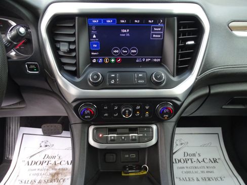 Used 2022 GMC Acadia Elevation image 23