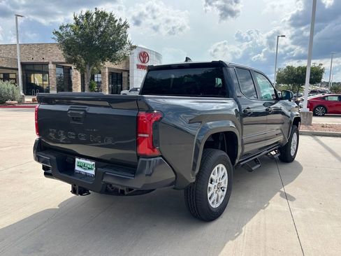 New 2026 Toyota Tacoma SR5 AWD/4WD image 3