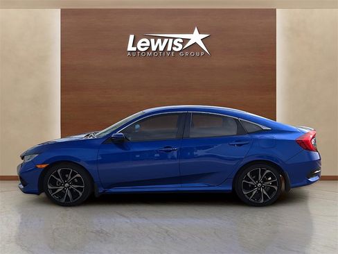 Used 2019 Honda Civic Sport image 2