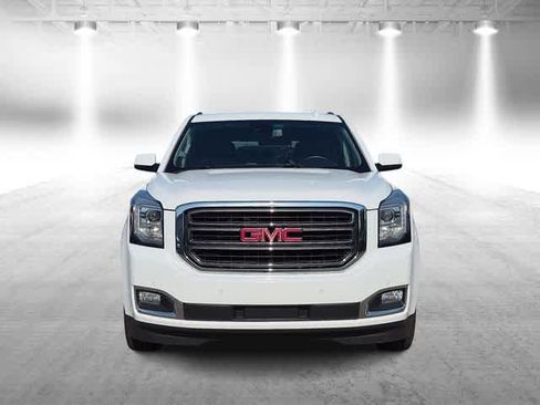 Used 2017 GMC Yukon SLT w/ Open Road Package AWD/4WD image 3