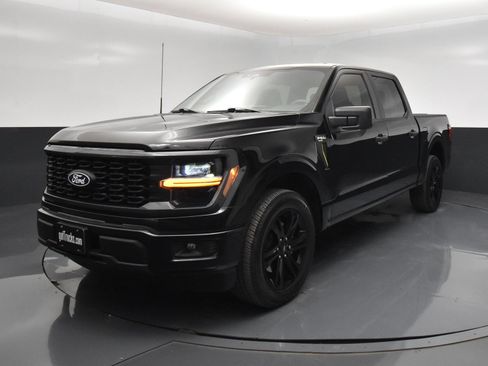 Used 2024 Ford F150 STX RWD image 2