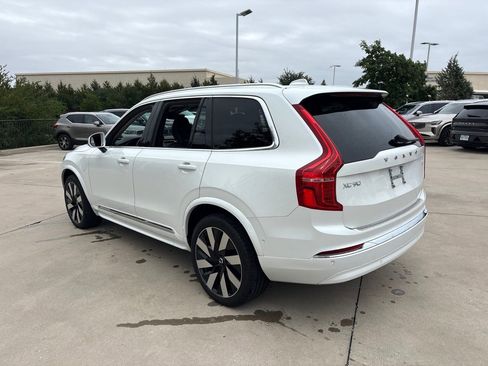 Certified 2023 Volvo XC90 T8 Ultimate w/ Protection Package Premier AWD/4WD image 7
